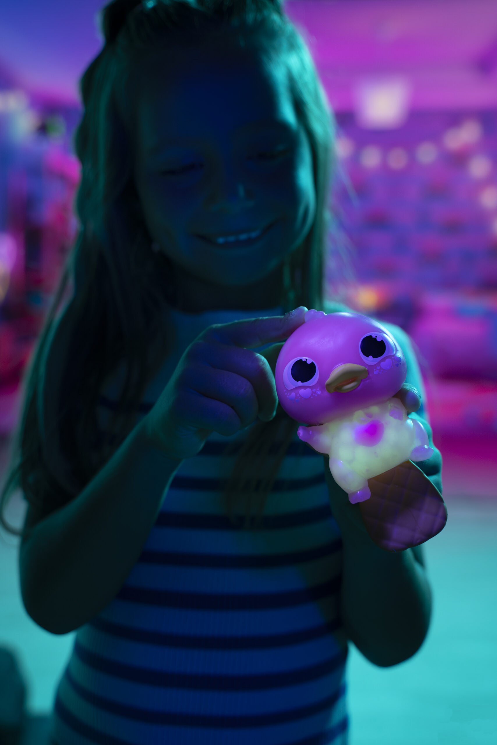 _FMF9329 (2025-10-28T08_56_18.477) Animagic Let’s Glo – Puddle Rose